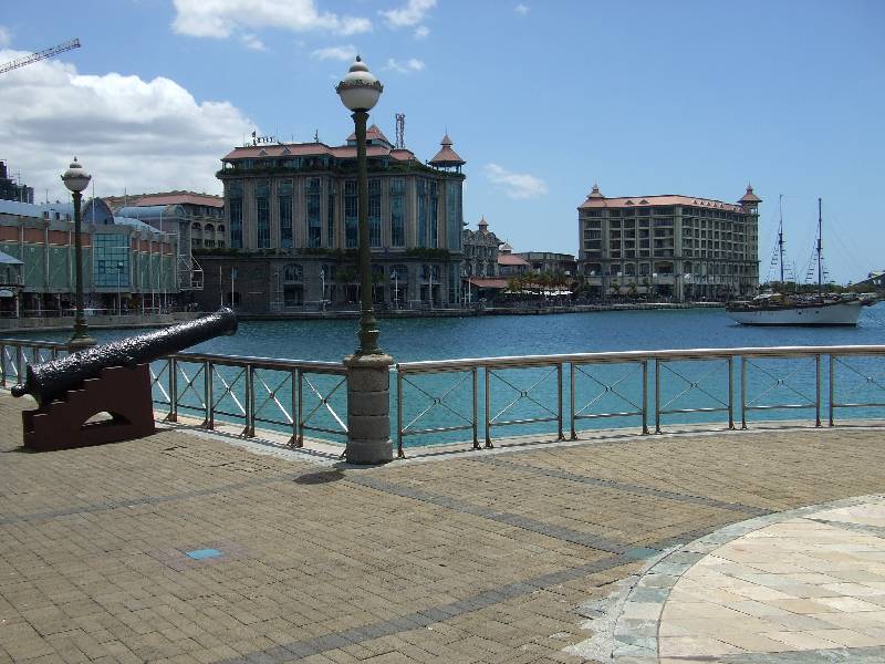 Port Louis (40) 